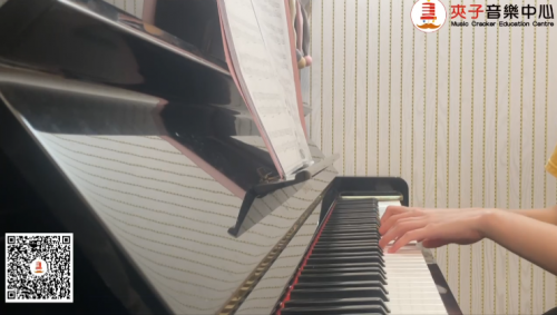 夾子流行鋼琴曲目分享今日分享的流行鋼琴片段《讓我留在你身邊》